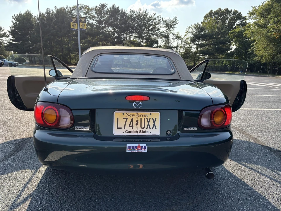 2000 Mazda NB MX-5 Miata - Image 21 of 31