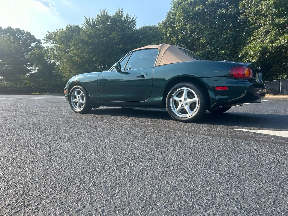 2000 Mazda NB MX-5 Miata - Image 15 of 31