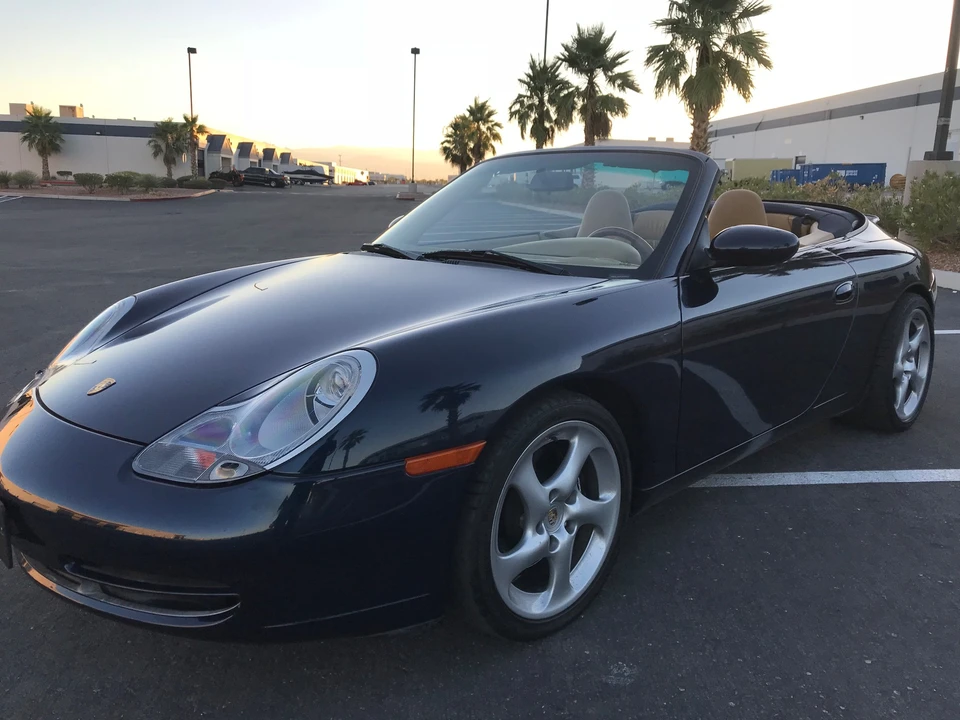 2000 Porsche 996 Carrera - Image 2 of 31
