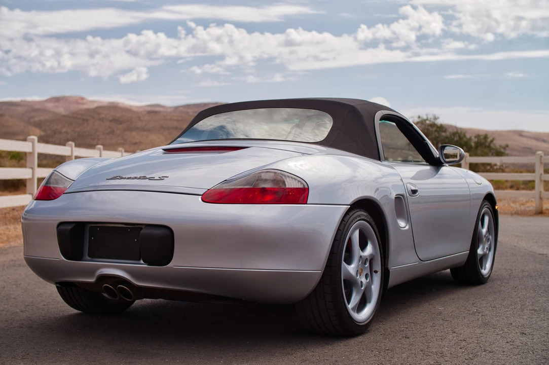 2000 Porsche 986 Boxster S - Image 16 of 31