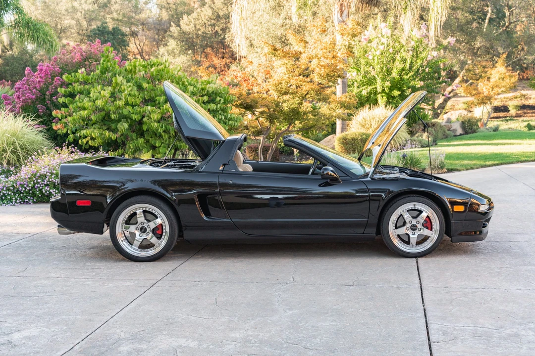 2001 Acura NA2 NSX - Image 18 of 31