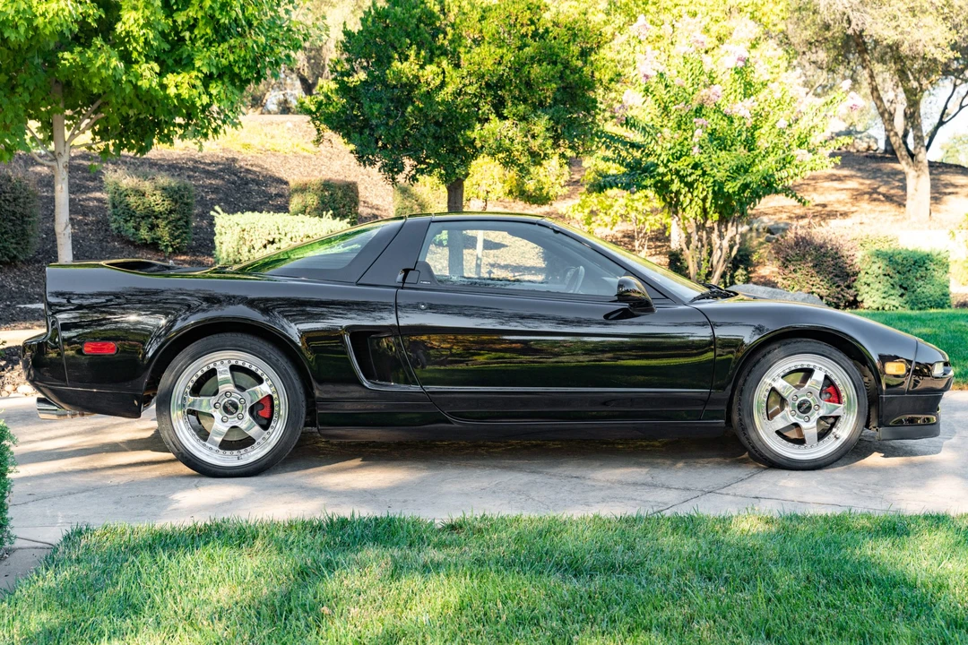 2001 Acura NA2 NSX - Image 8 of 31