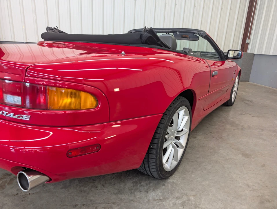 2001 Aston Martin DB7 Vantage - Image 19 of 31