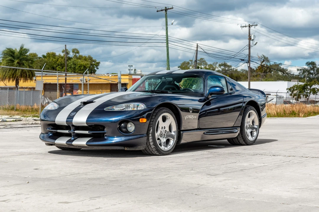 2001 Dodge Viper GTS 2nd Gen - Image 3 of 31