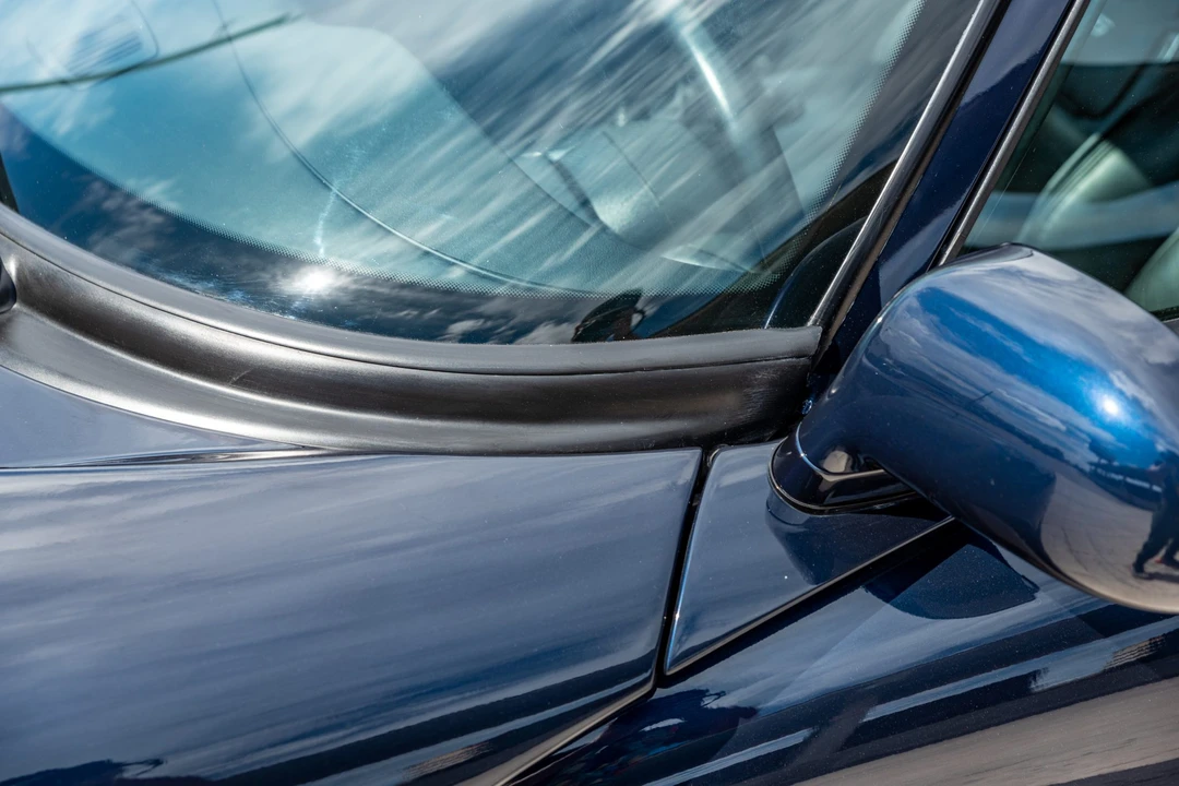 2001 Dodge Viper GTS 2nd Gen - Image 19 of 31