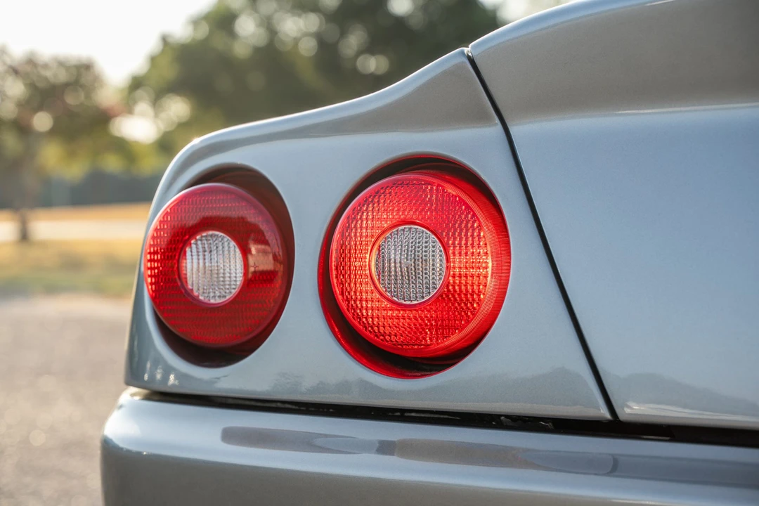 2001 Ferrari 550 Maranello - Image 15 of 31