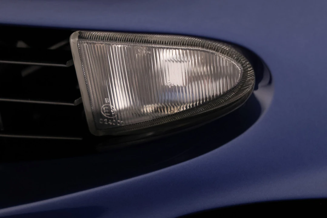 2001 Ferrari 550 Maranello - Image 21 of 31
