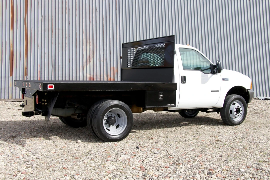 2001 Ford Super Duty 1st Gen - Image 2 of 8