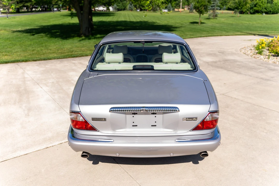 2001 Jaguar X308 XJ - Image 30 of 31