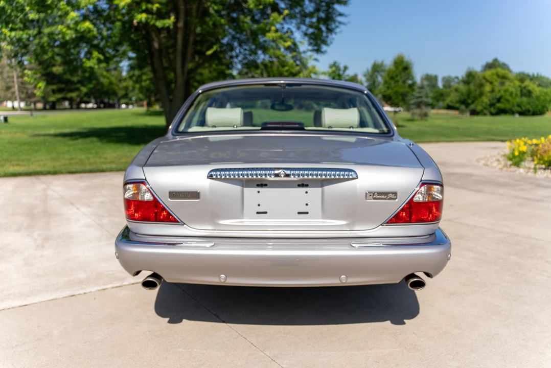 2001 Jaguar X308 XJ - Image 29 of 31