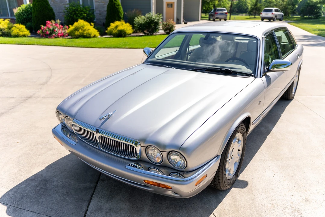 2001 Jaguar X308 XJ - Image 12 of 31