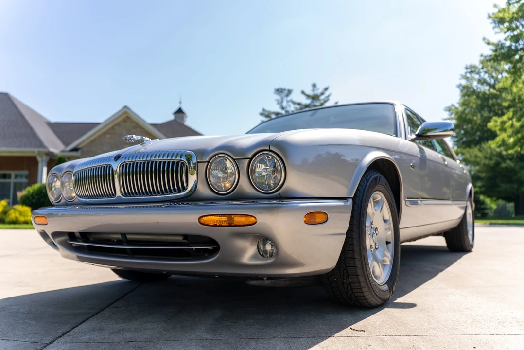 2001 Jaguar X308 XJ - Image 15 of 31