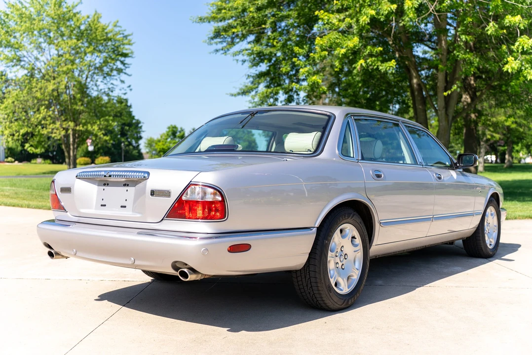 2001 Jaguar X308 XJ - Image 26 of 31