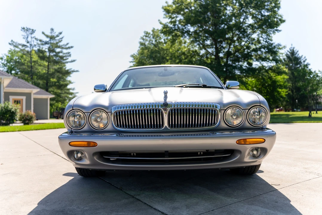 2001 Jaguar X308 XJ - Image 9 of 31