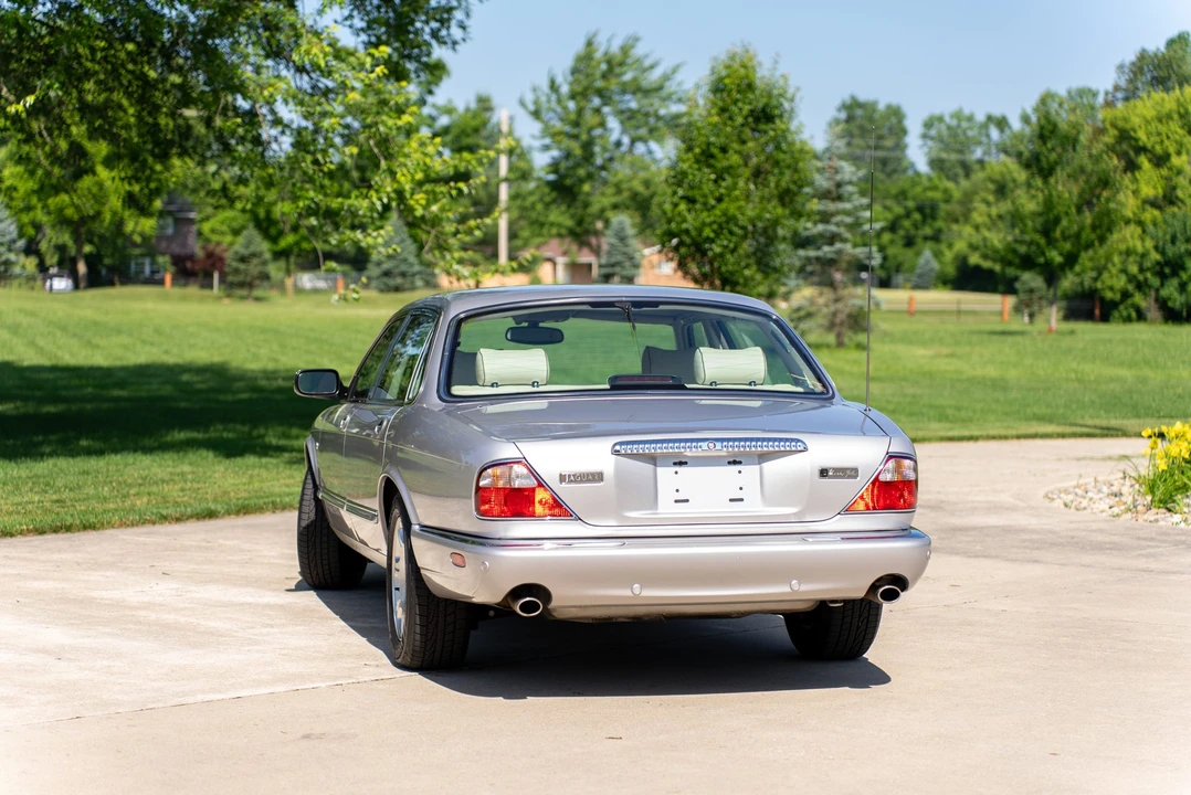 2001 Jaguar X308 XJ - Image 23 of 31