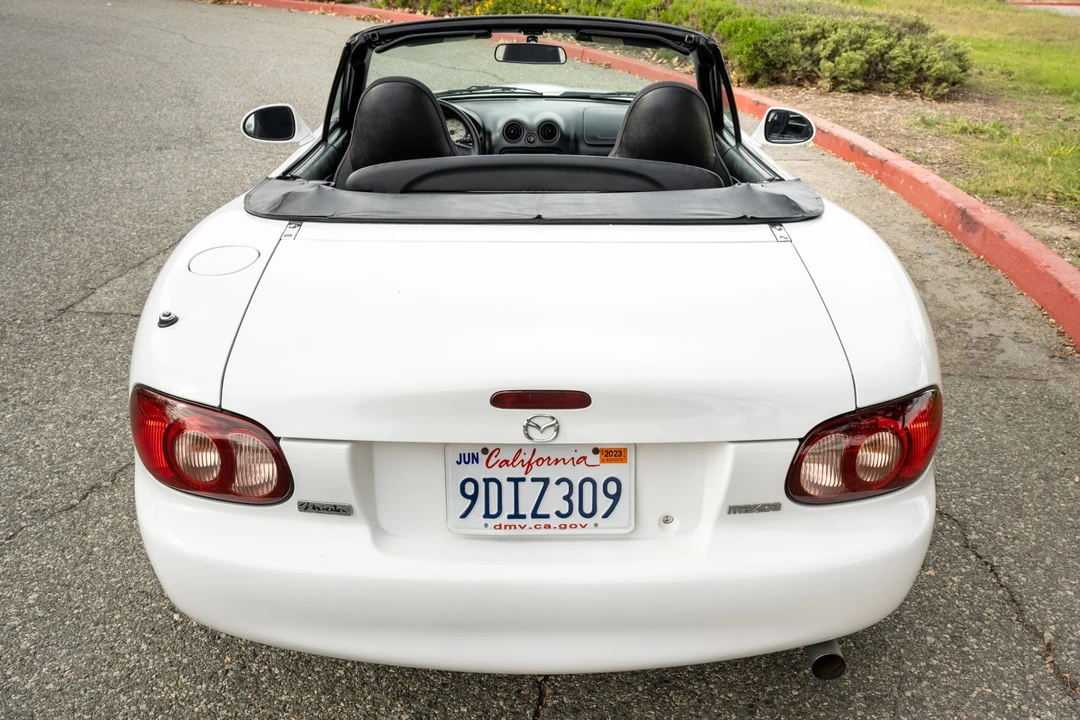 2001 Mazda NB MX-5 Miata - Image 13 of 31
