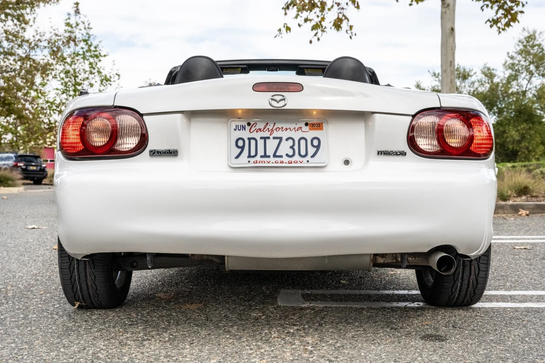 2001 Mazda NB MX-5 Miata - Image 15 of 31
