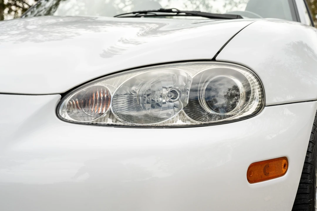 2001 Mazda NB MX-5 Miata - Image 29 of 31