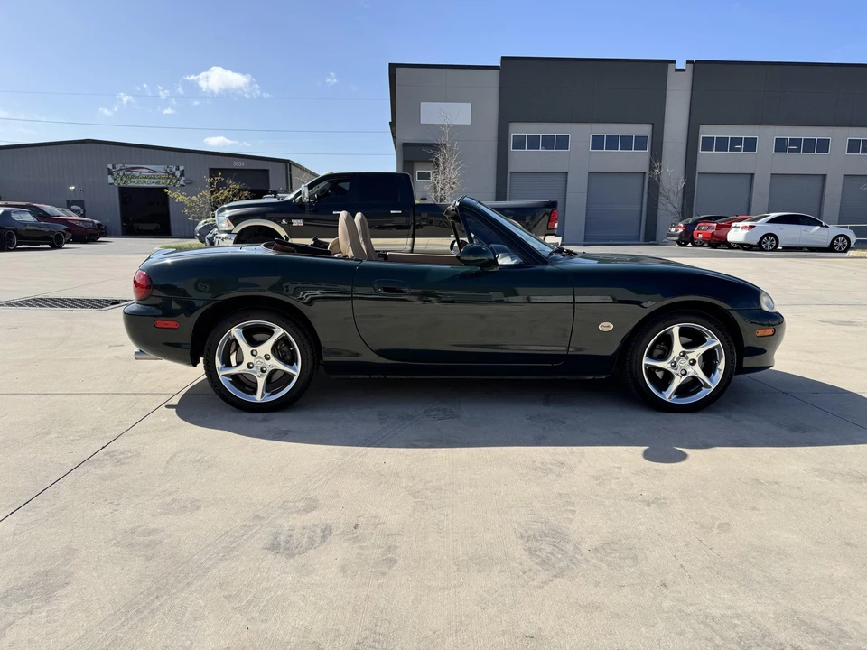 2001 Mazda NB MX-5 Miata - Image 9 of 31