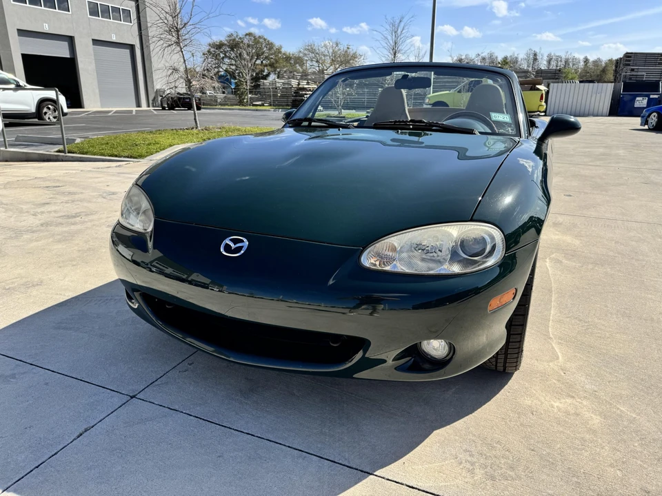 2001 Mazda NB MX-5 Miata - Image 2 of 31