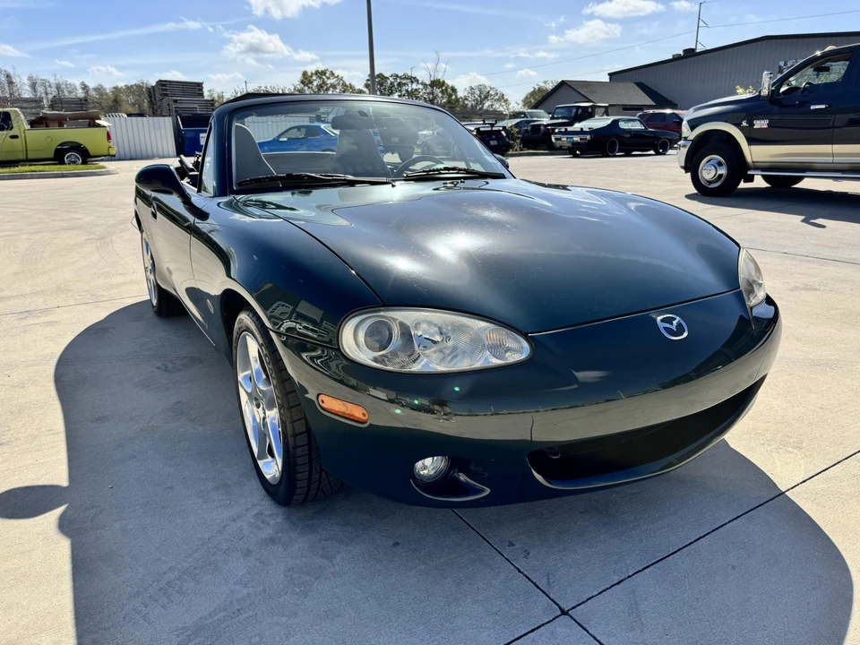 2001 Mazda NB MX-5 Miata - Image 11 of 31