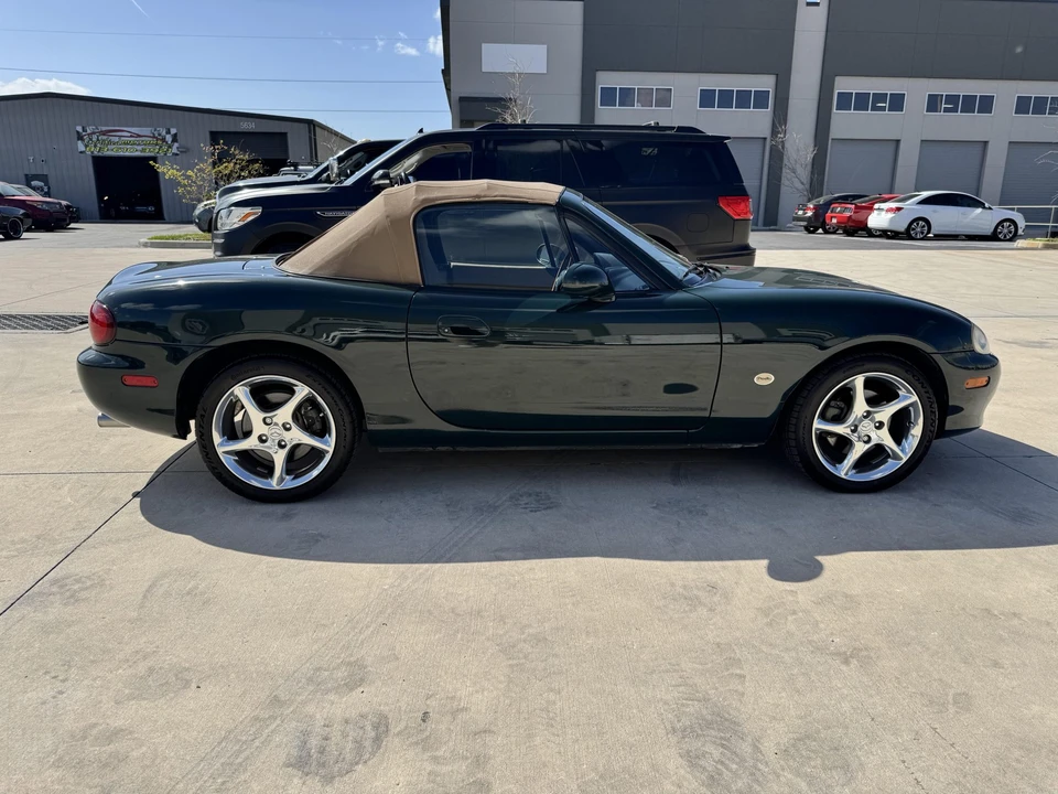 2001 Mazda NB MX-5 Miata - Image 16 of 31