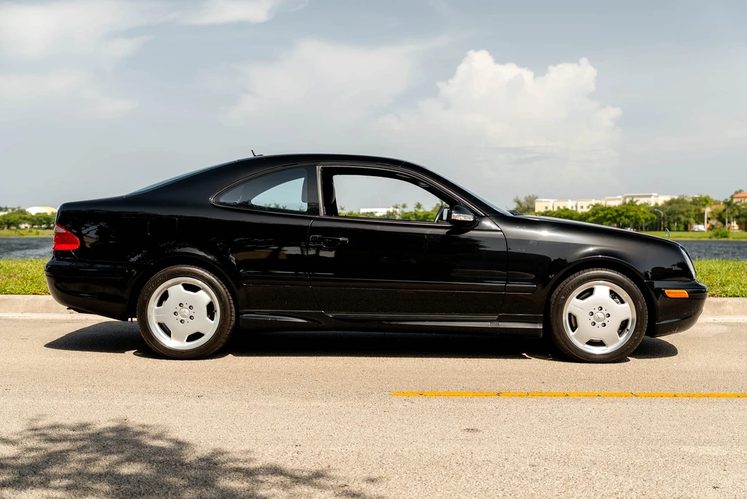 2001 Mercedes-Benz C208/A208 CLK 55 AMG - Image 9 of 31