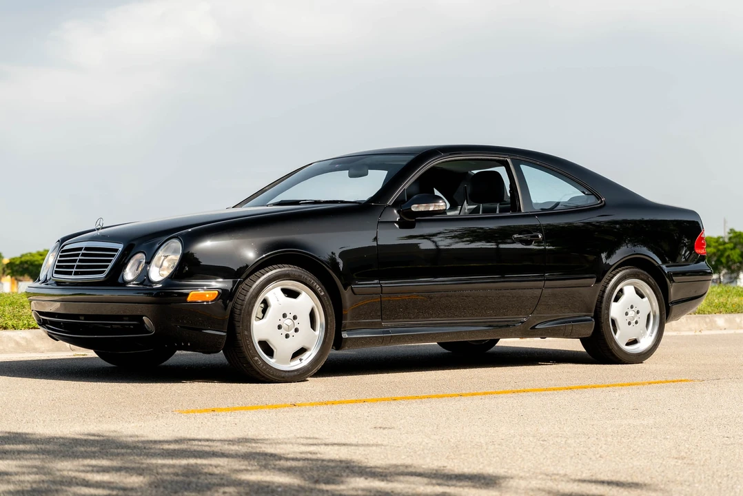 2001 Mercedes-Benz C208/A208 CLK 55 AMG - Image 2 of 31