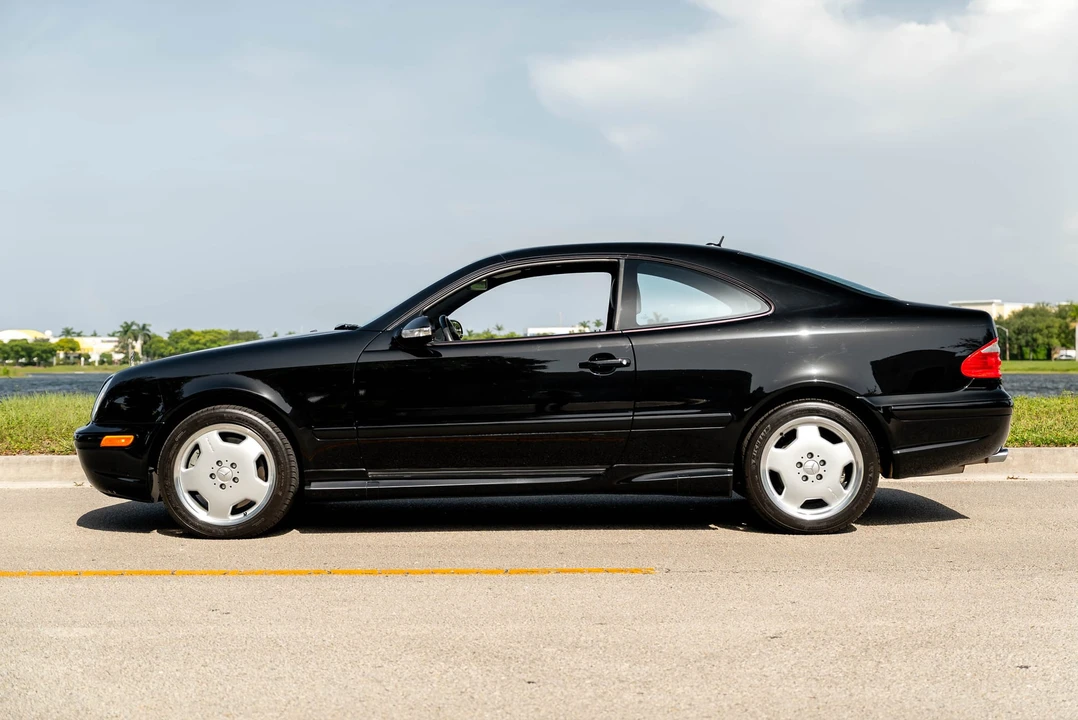2001 Mercedes-Benz C208/A208 CLK 55 AMG - Image 3 of 31