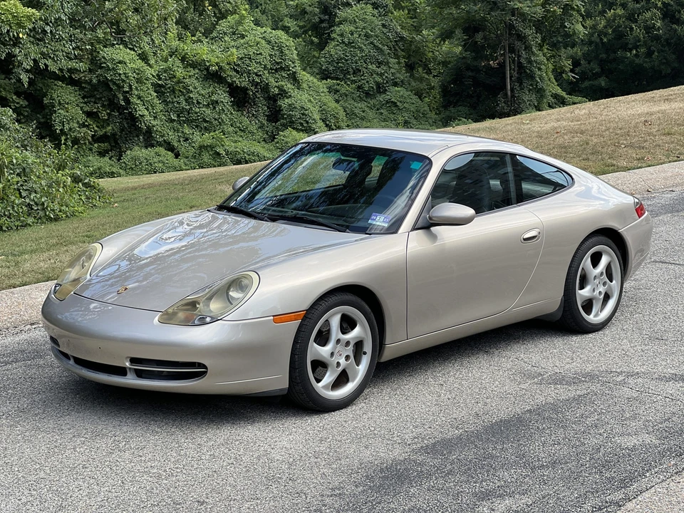2001 Porsche 996 Carrera - Image 9 of 31