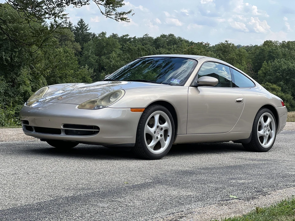 2001 Porsche 996 Carrera - Image 10 of 31