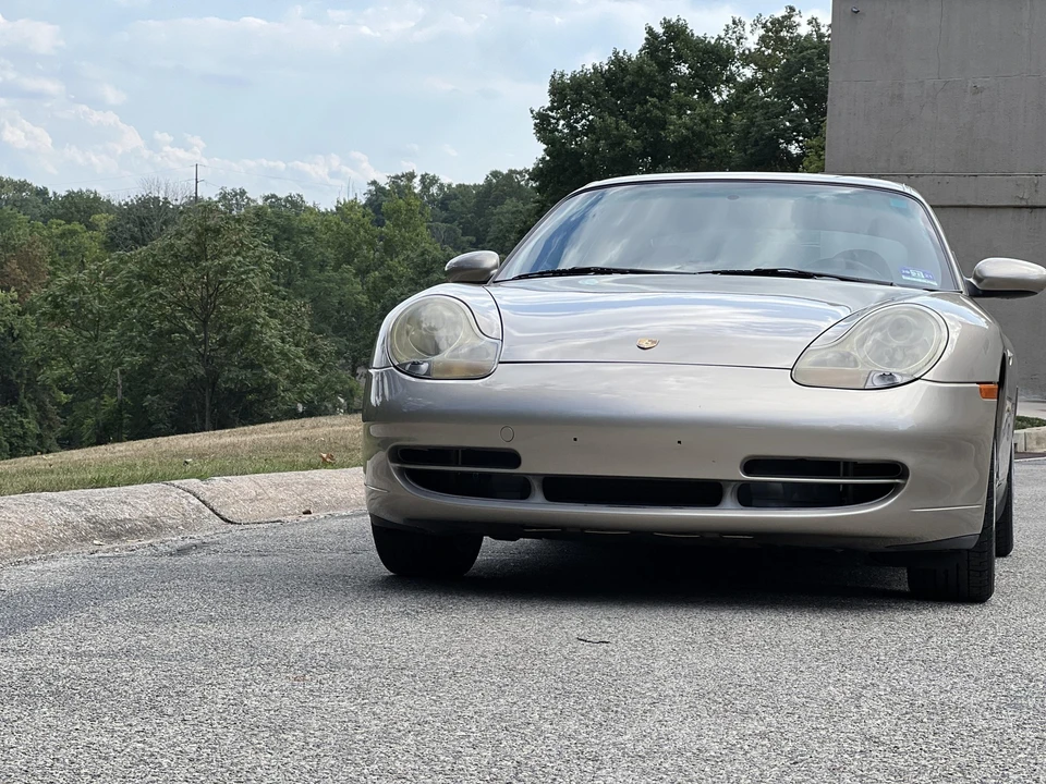 2001 Porsche 996 Carrera - Image 2 of 31