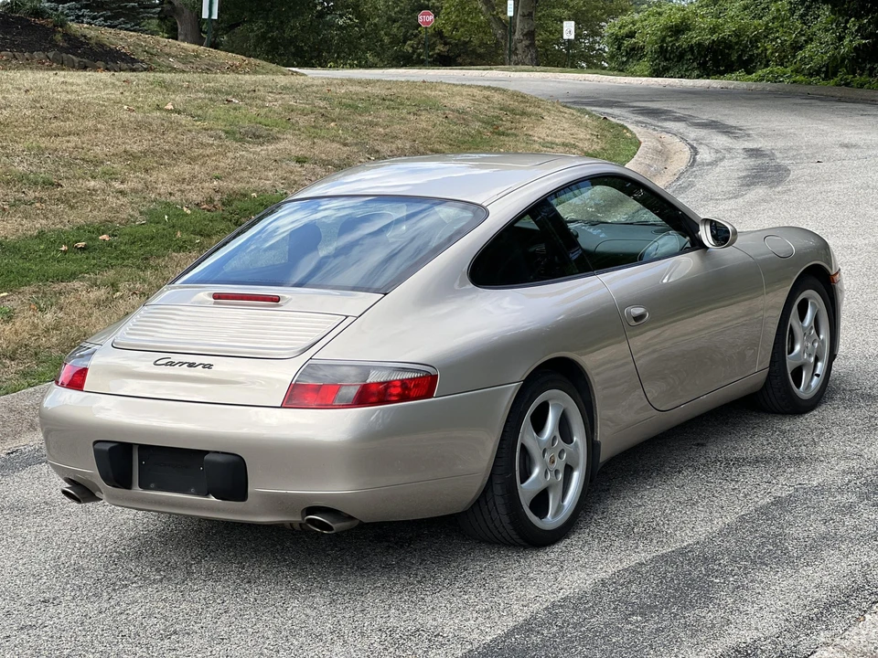 2001 Porsche 996 Carrera - Image 31 of 31