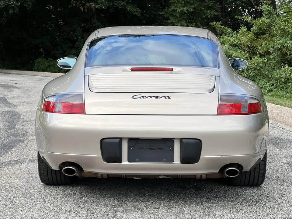 2001 Porsche 996 Carrera - Image 22 of 31
