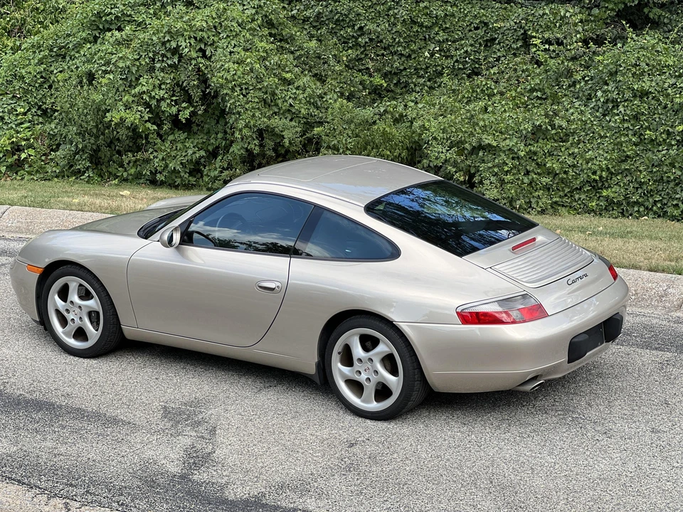 2001 Porsche 996 Carrera - Image 14 of 31