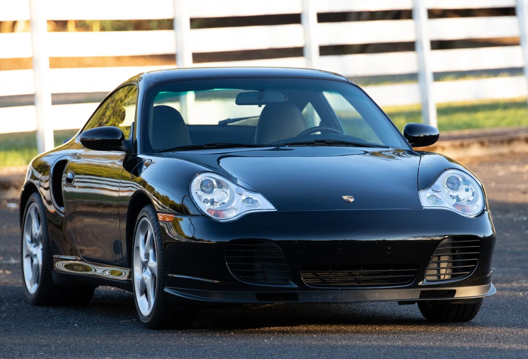 2001 Porsche 996 Turbo - Image 16 of 31