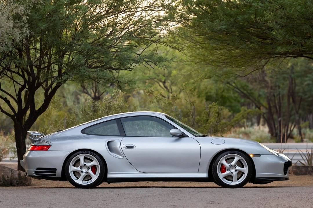2001 Porsche 996 Turbo - Image 15 of 31