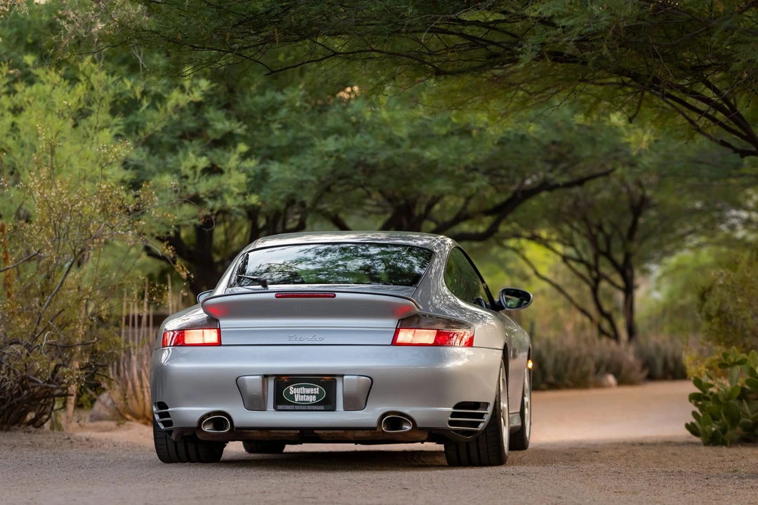 2001 Porsche 996 Turbo - Image 12 of 31