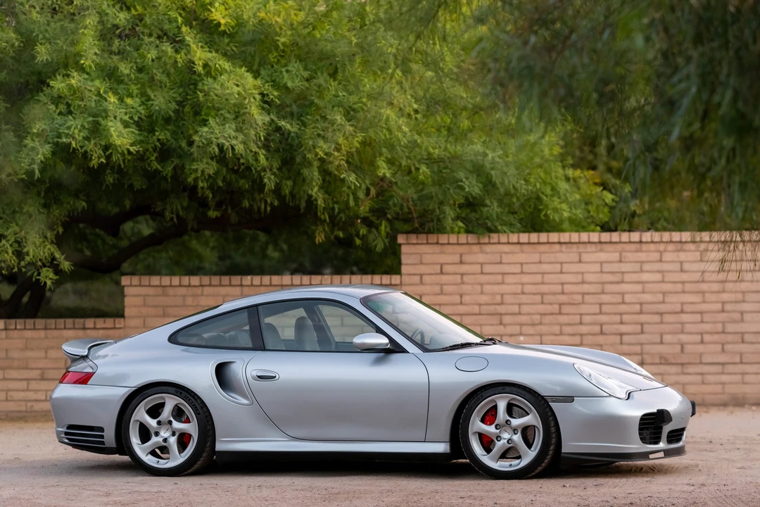 2001 Porsche 996 Turbo - Image 25 of 31
