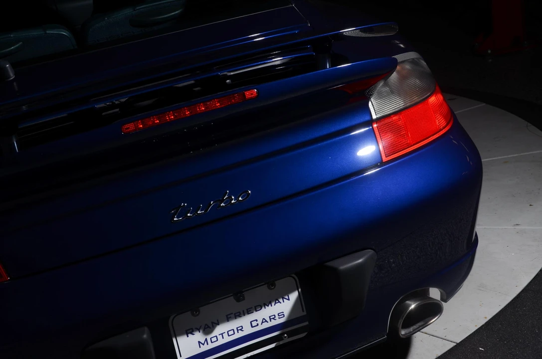 2001 Porsche 996 Turbo - Image 29 of 31
