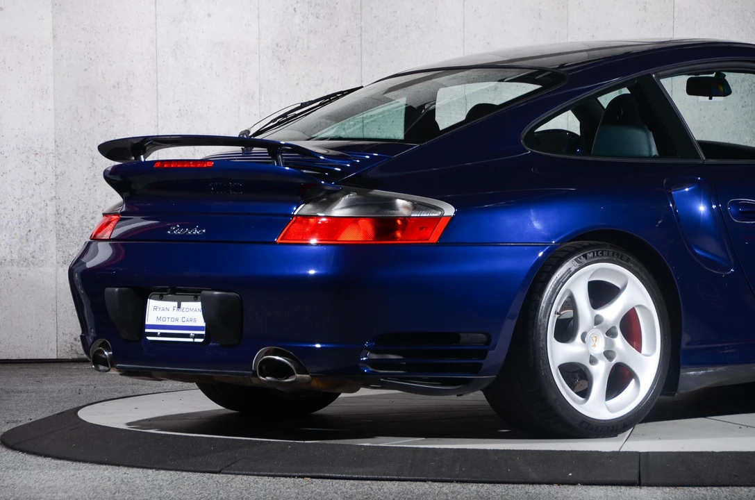 2001 Porsche 996 Turbo - Image 24 of 31