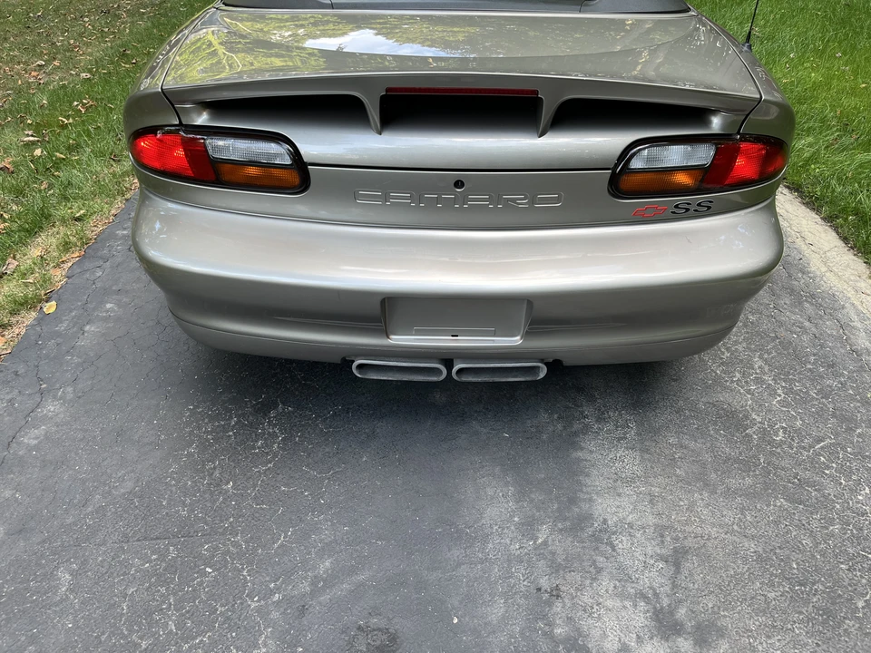 2002 Chevrolet Camaro SS 4th Gen - Image 19 of 31