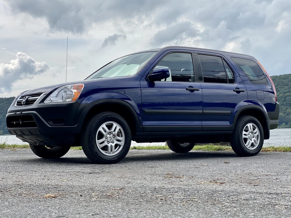 2002 Honda CR-V 2nd Gen - Image 10 of 31