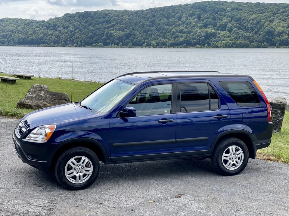 2002 Honda CR-V 2nd Gen - Image 12 of 31