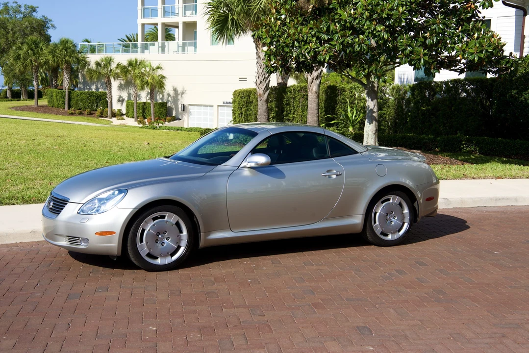 2002 Lexus SC430 - Image 4 of 31