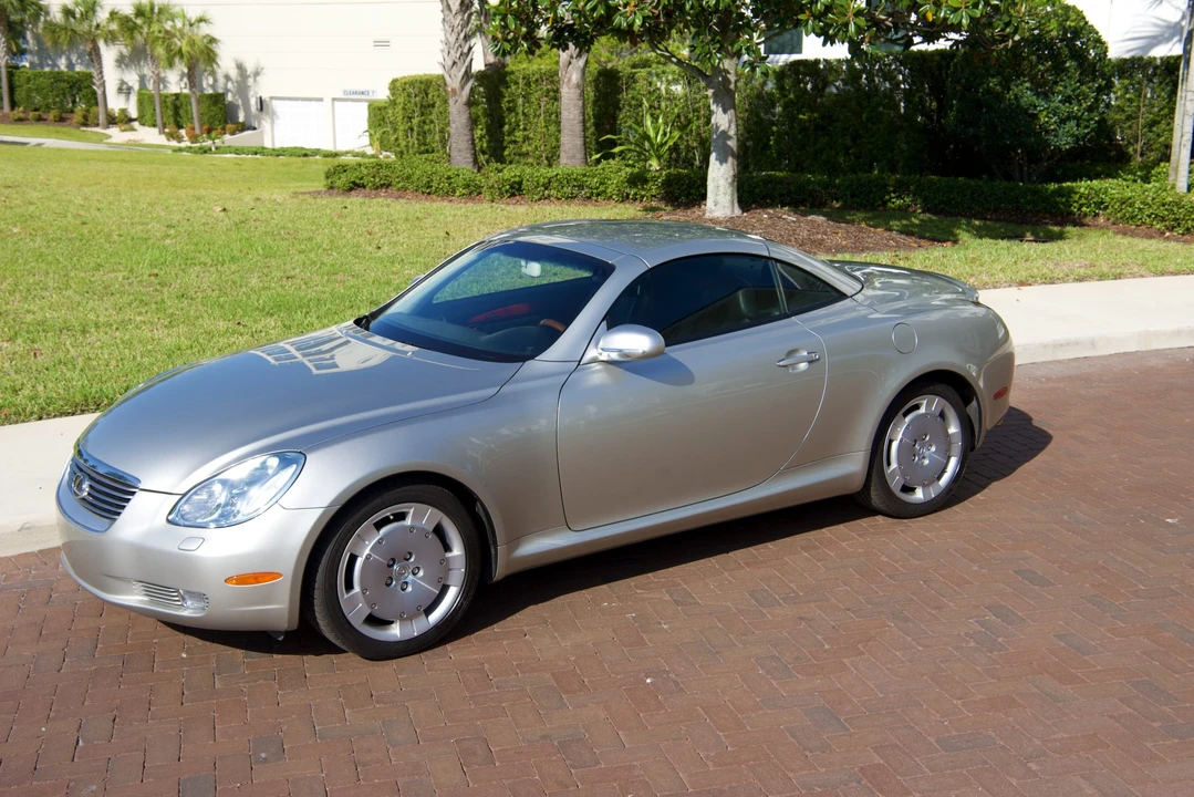 2002 Lexus SC430 - Image 3 of 31