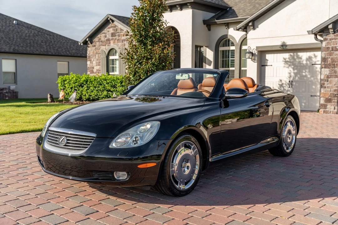 2002 Lexus SC430 - Image 2 of 31