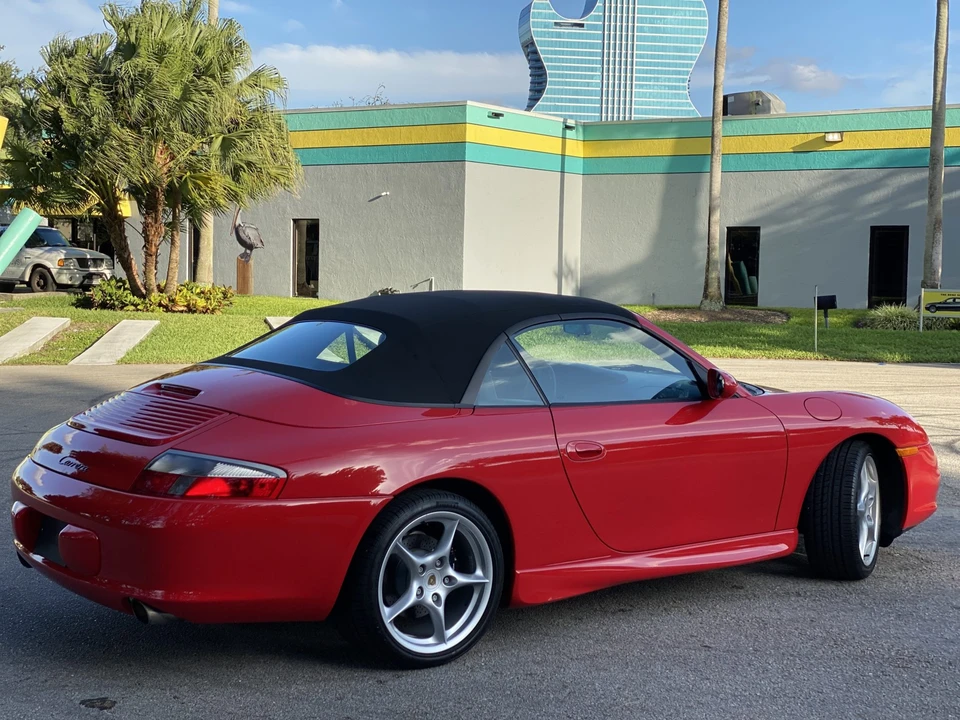 2002 Porsche 996 Carrera - Image 28 of 31