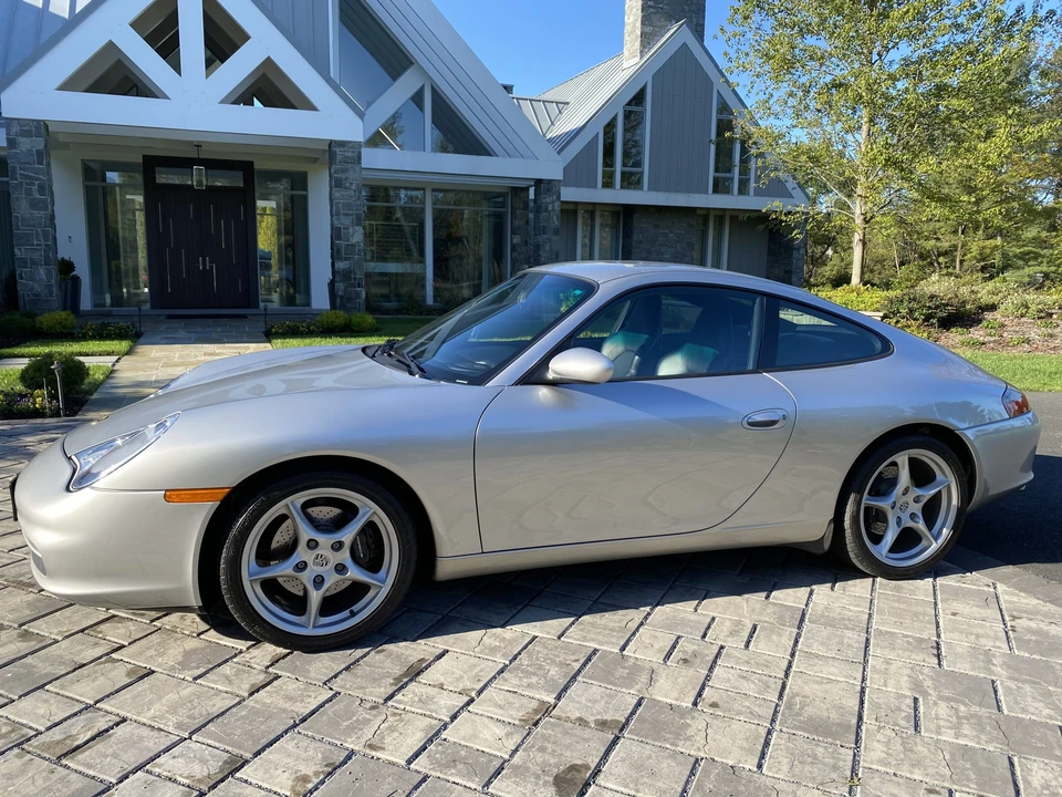 2002 Porsche 996 Carrera - Image 9 of 31