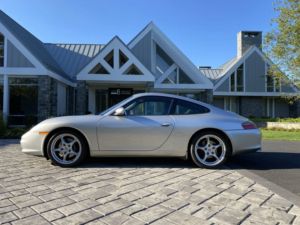 2002 Porsche 996 Carrera - Image 12 of 31